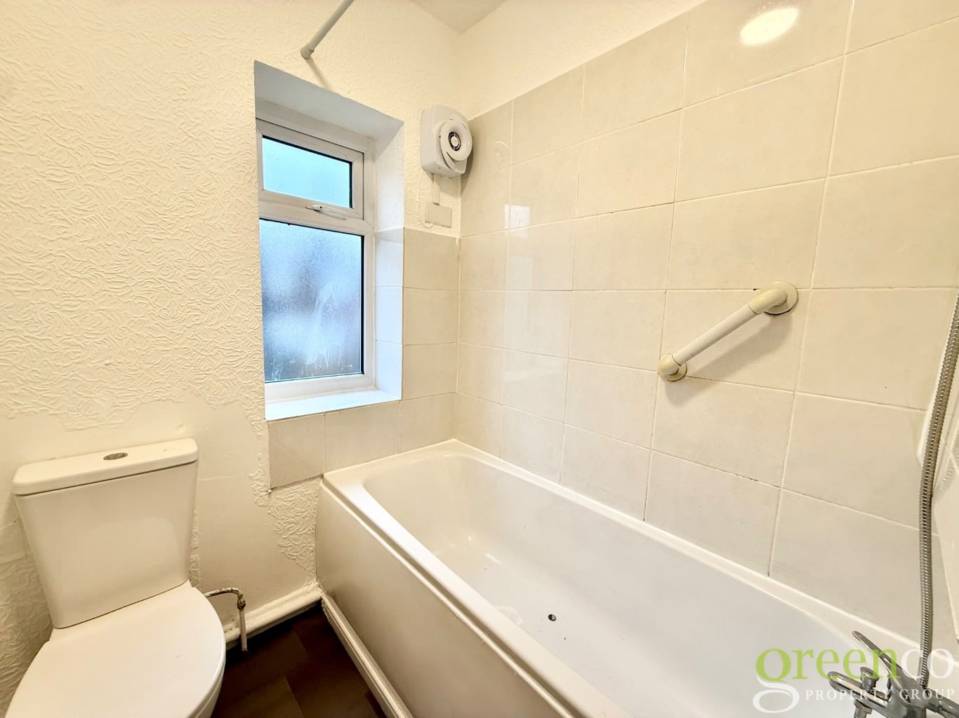 Monmouth Grove, St. Helens - photo 12 of 13