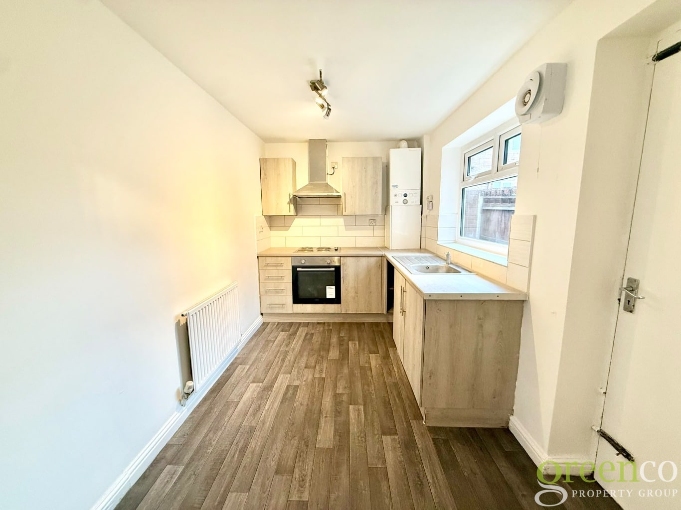 Monmouth Grove, St. Helens - photo 5 of 13